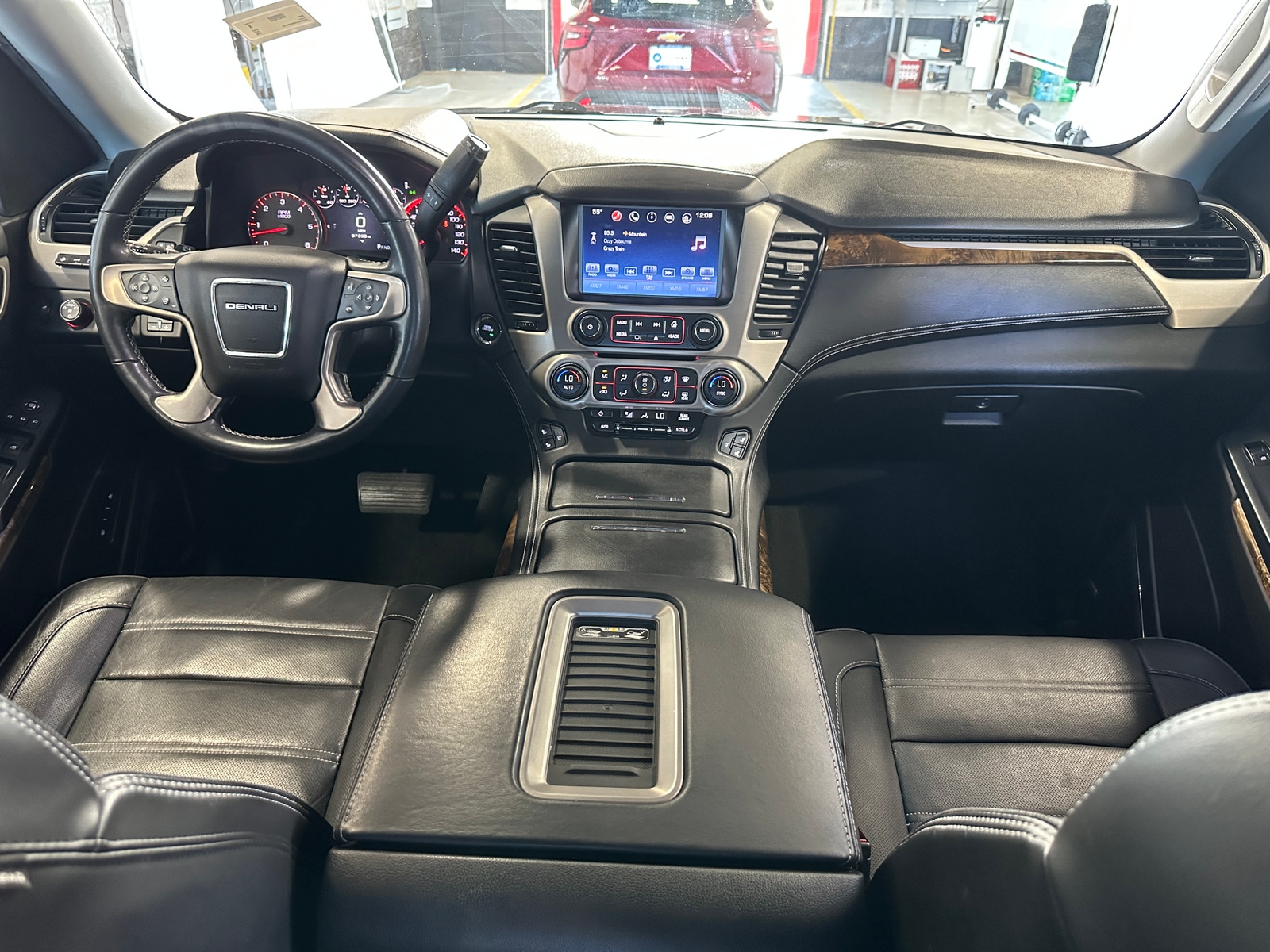 Thumbnail: 2016 GMC Yukon - 2