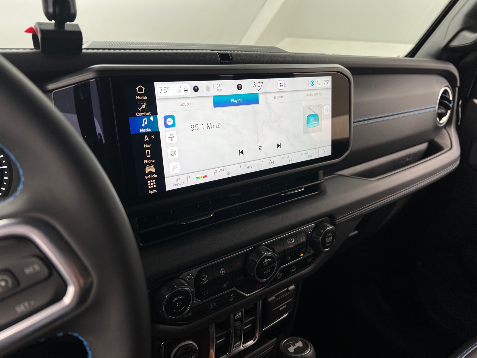 Thumbnail: 2024 Jeep Wrangler - 3