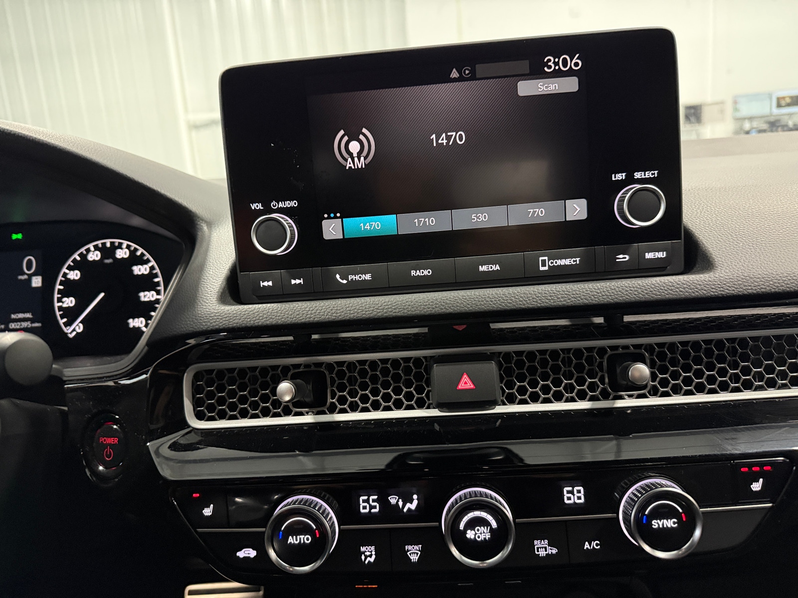 Thumbnail: 2025 Honda Civic - 4