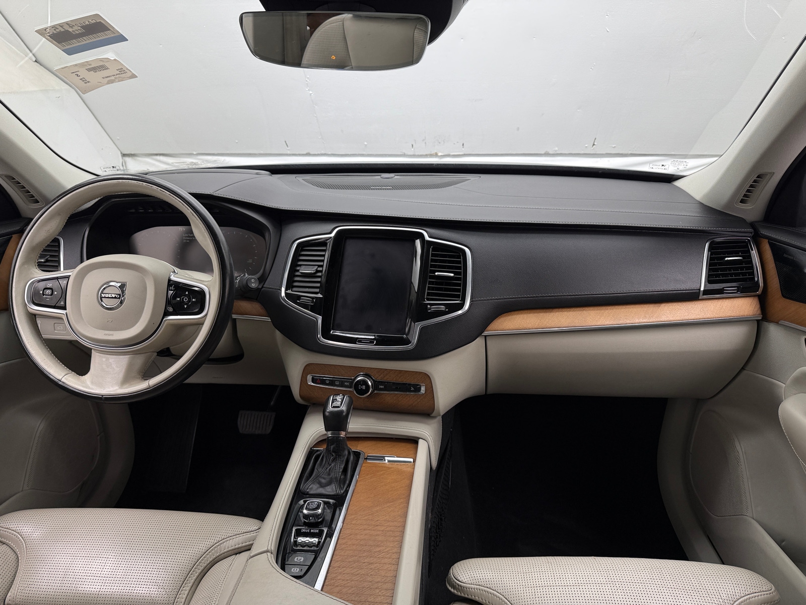 Thumbnail: 2019 Volvo XC90 - 2
