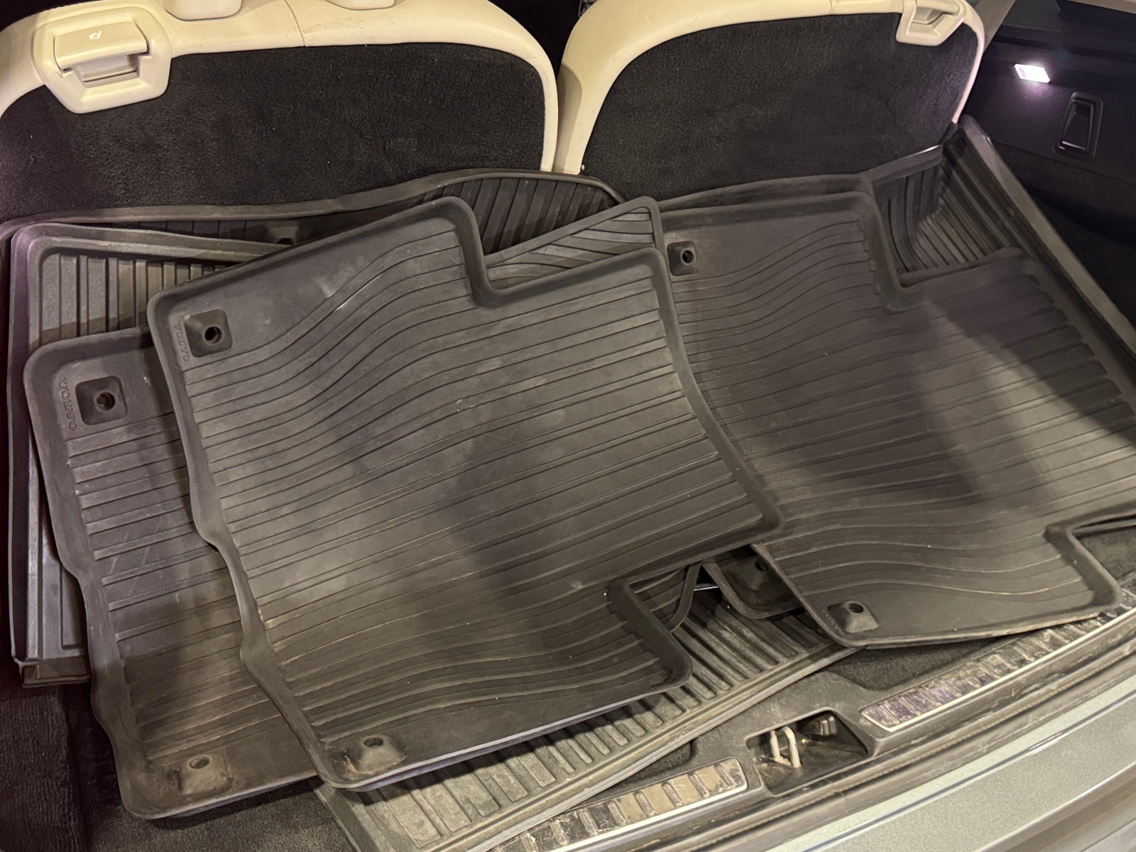 Thumbnail: 2019 Volvo XC90 - 6