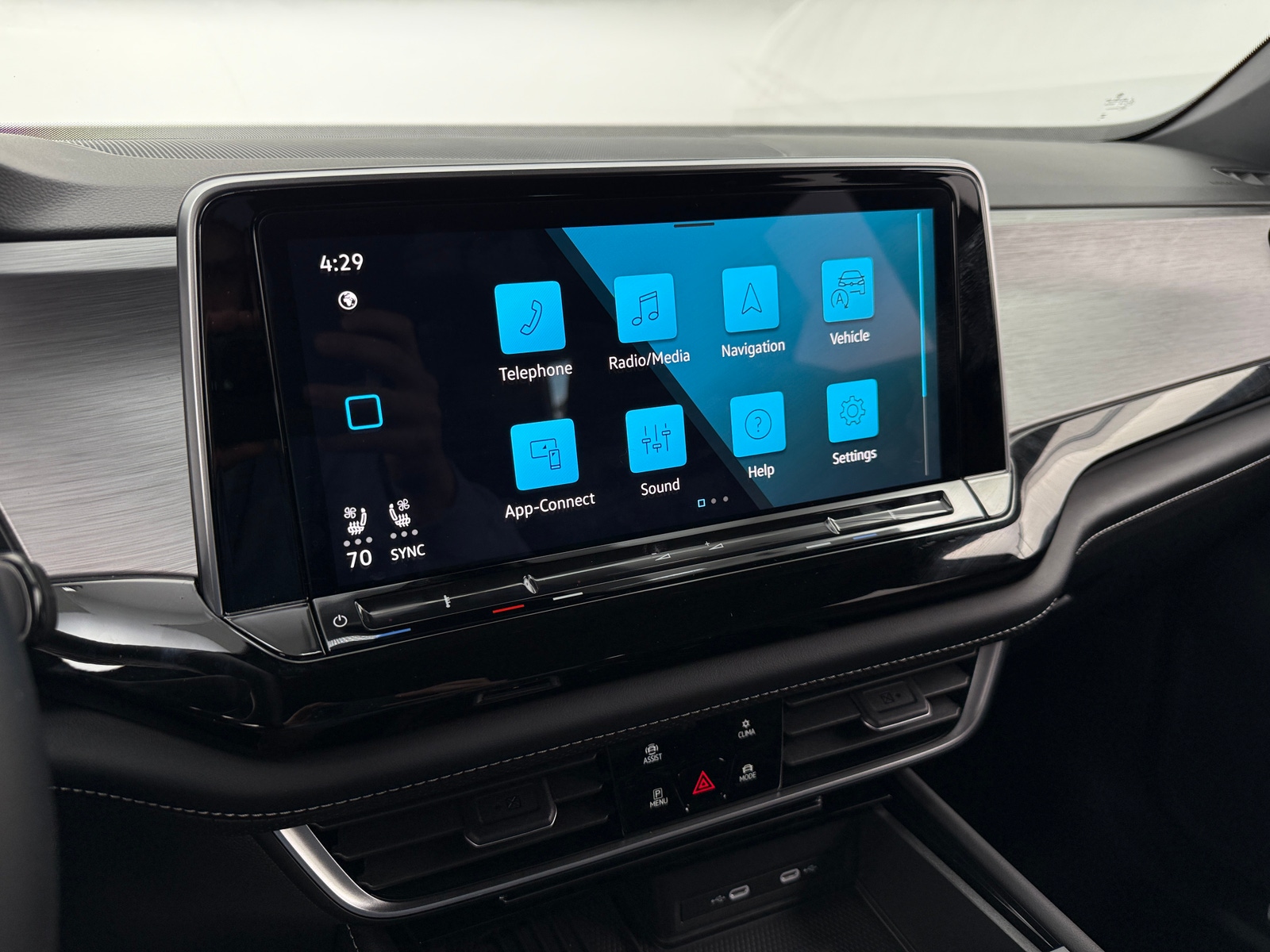 Thumbnail: 2025 Volkswagen Atlas - 3