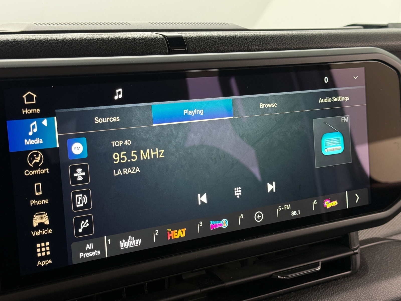 Thumbnail: 2025 Jeep Wrangler - 4