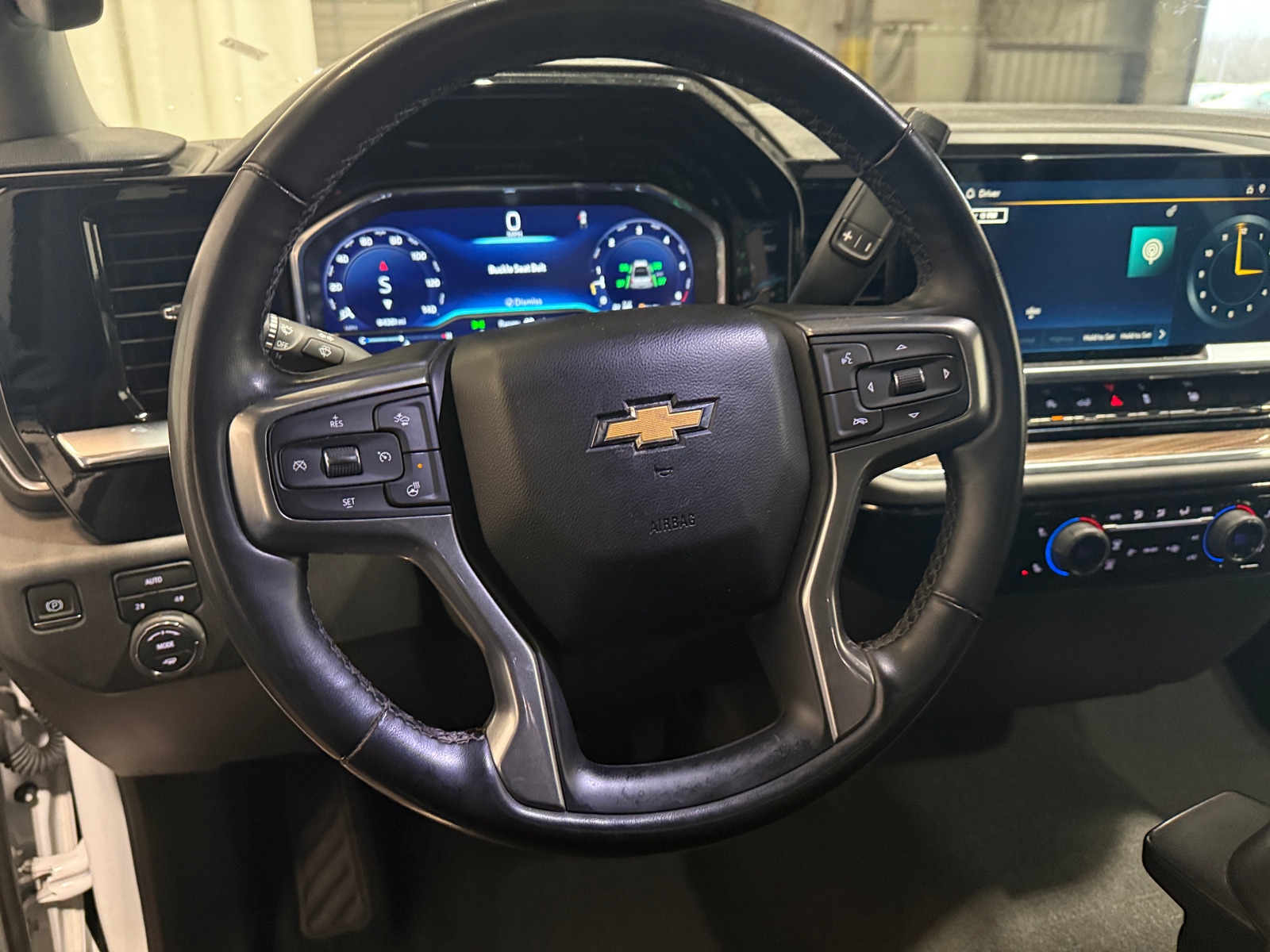 Thumbnail: 2023 Chevrolet Silverado 1500 - 5