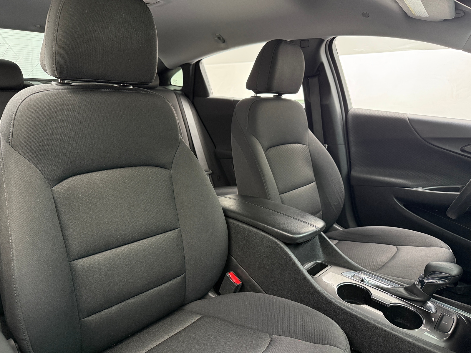 Thumbnail: 2022 Chevrolet Malibu - 2