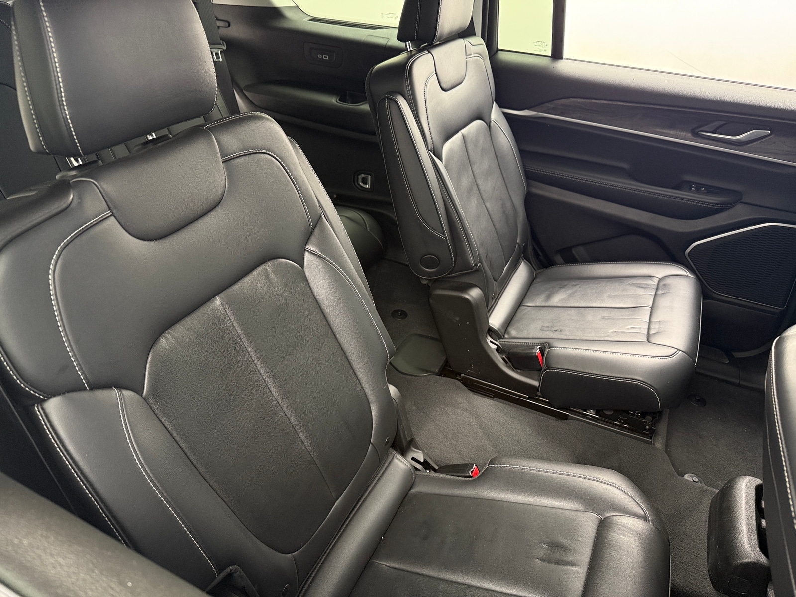 Thumbnail: 2022 Jeep Grand Cherokee L - 5