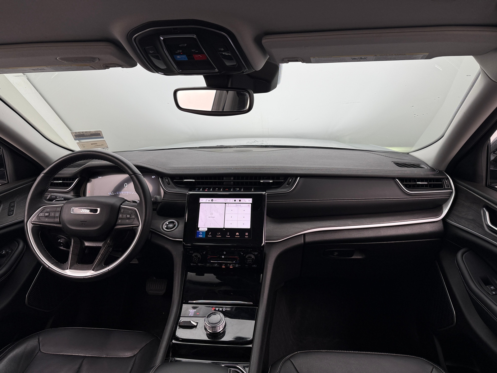 Thumbnail: 2022 Jeep Grand Cherokee L - 2