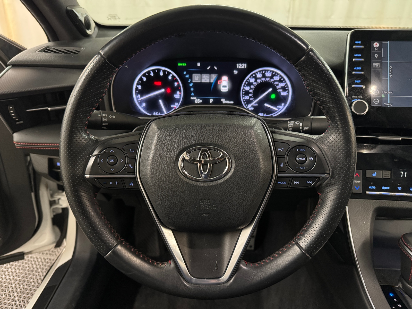 Thumbnail: 2020 Toyota Avalon - 4