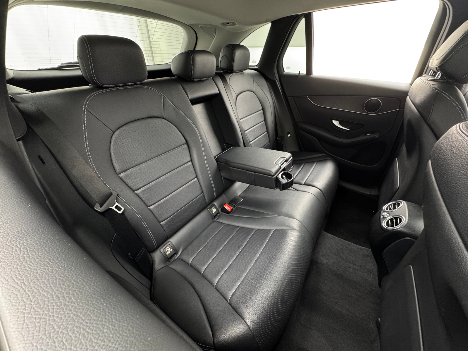 Thumbnail: 2016 Mercedes-Benz GLC - 5