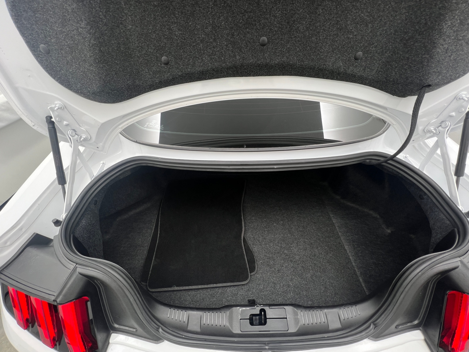 Thumbnail: 2021 Ford Mustang - 5