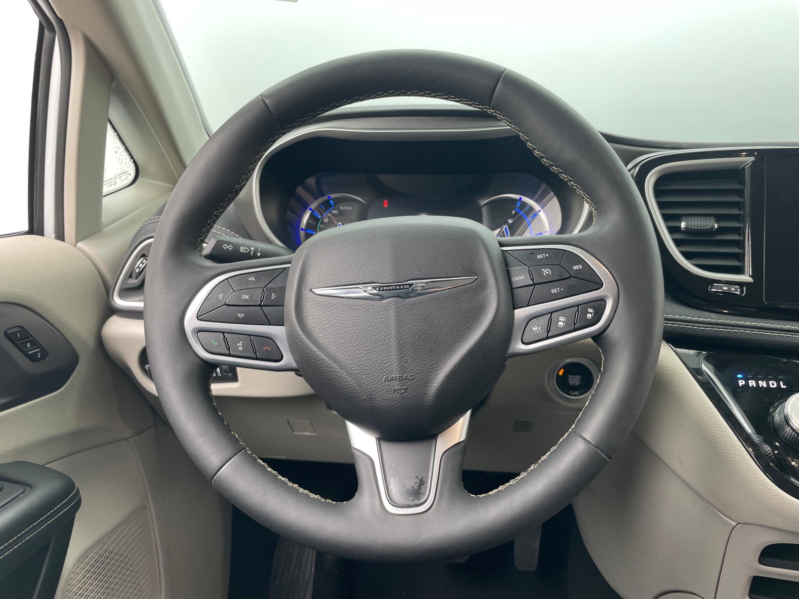 Thumbnail: 2024 Chrysler Pacifica - 4