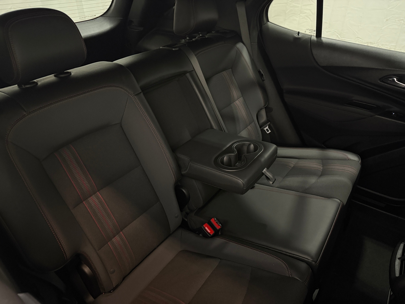 Thumbnail: 2022 Chevrolet Equinox - 6