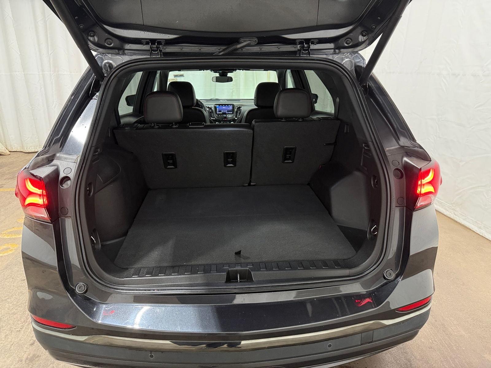 Thumbnail: 2022 Chevrolet Equinox - 7