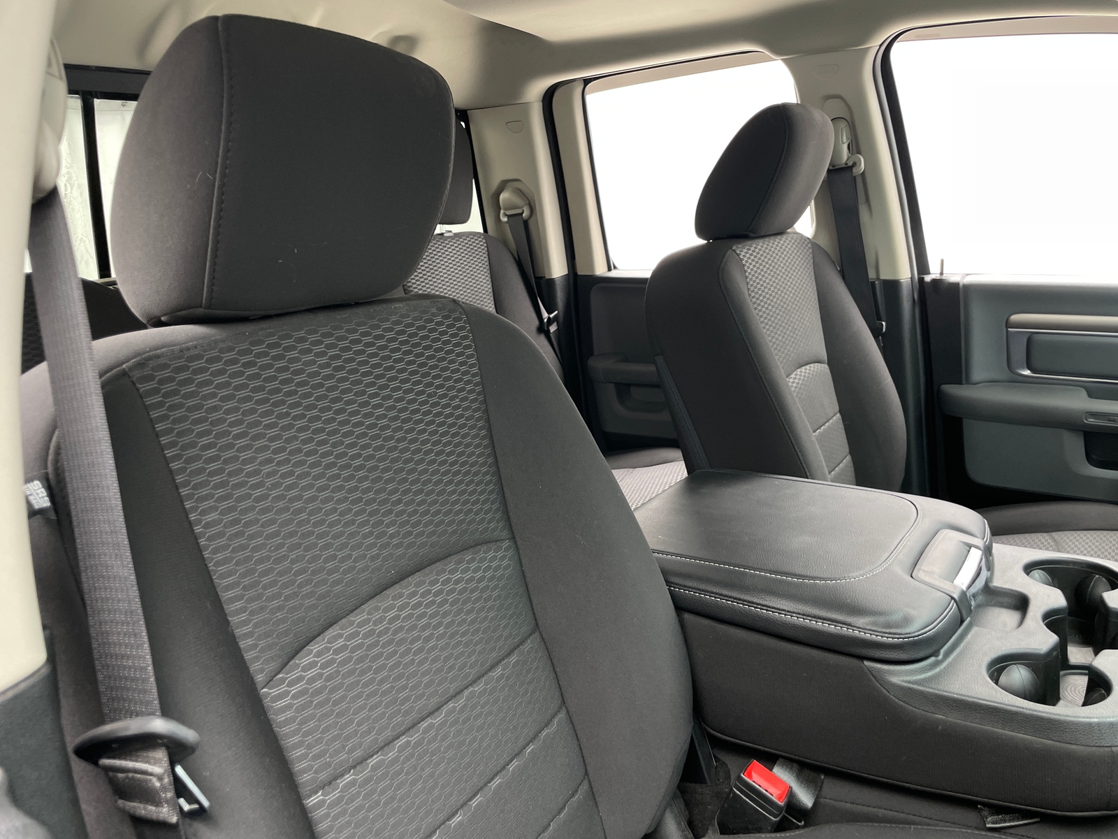 Thumbnail: 2020 RAM 1500 Classic - 2