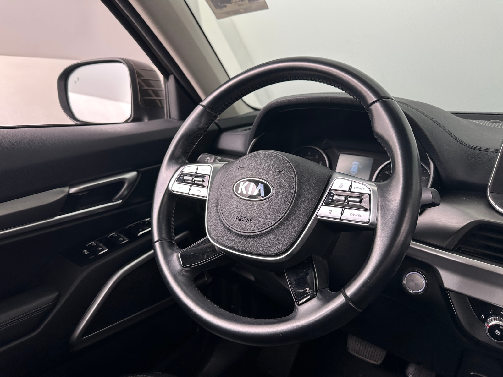 Thumbnail: 2021 Kia Telluride - 4