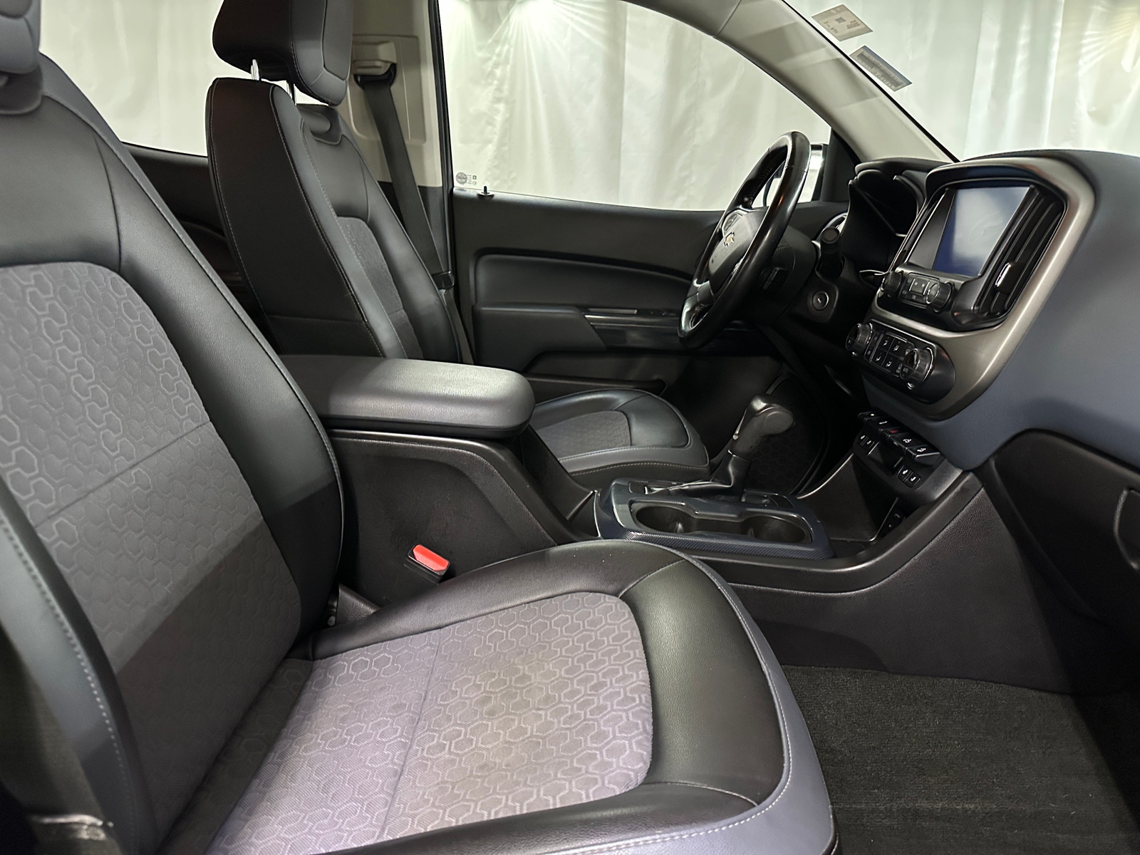 Thumbnail: 2016 Chevrolet Colorado - 2