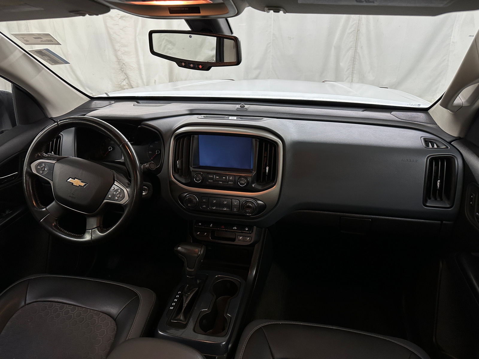 Thumbnail: 2016 Chevrolet Colorado - 3