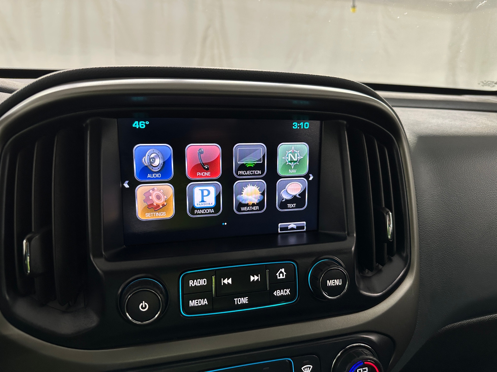 Thumbnail: 2016 Chevrolet Colorado - 4