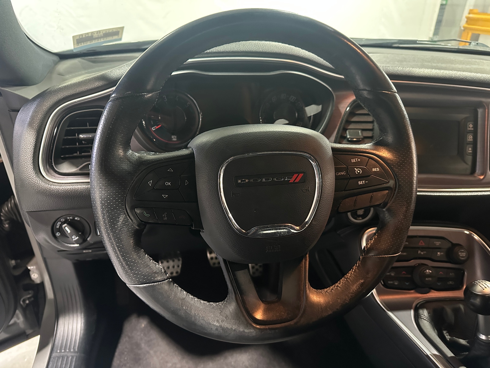 Thumbnail: 2017 Dodge Challenger - 4