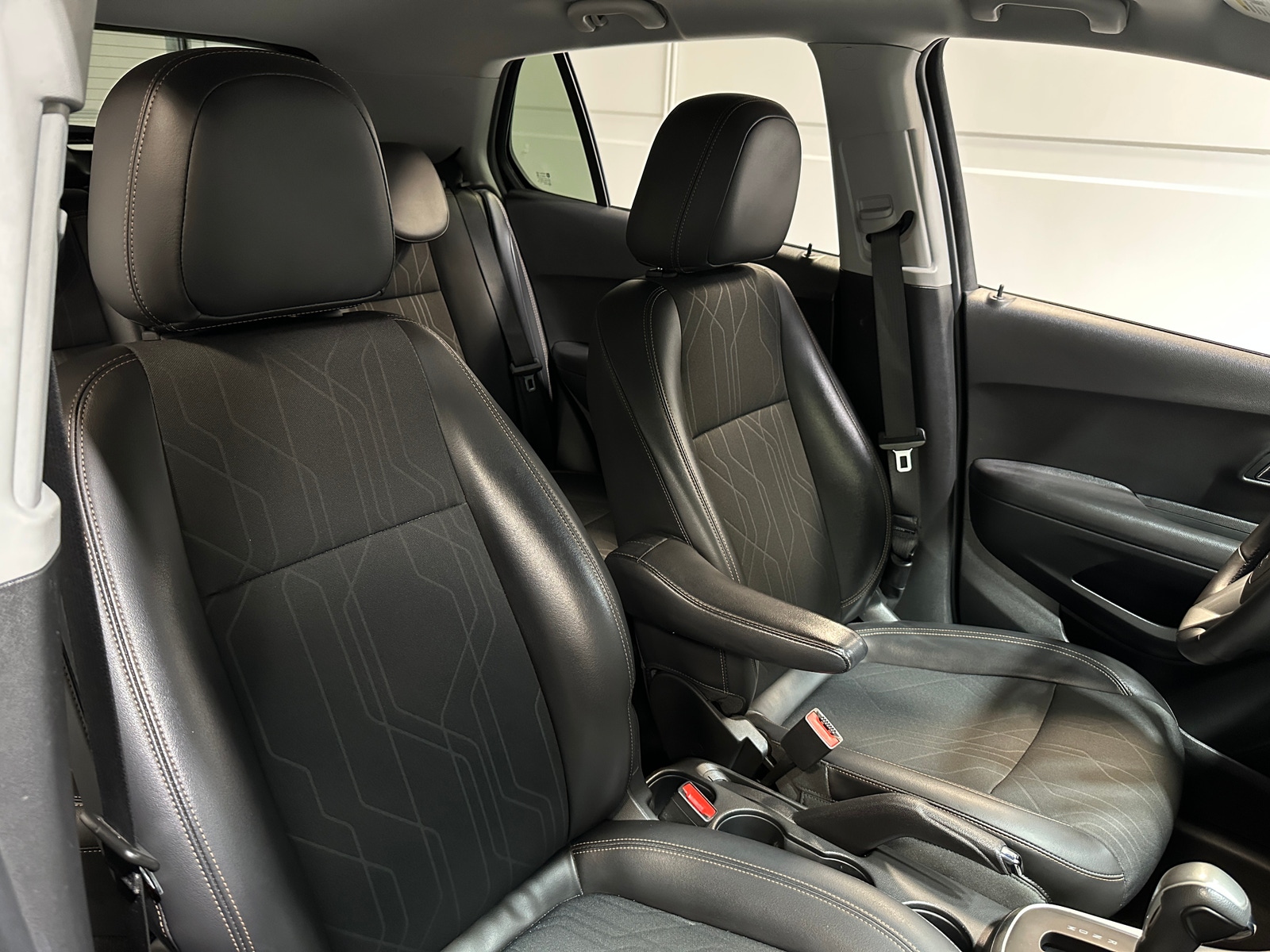 Thumbnail: 2020 Chevrolet Trax - 2