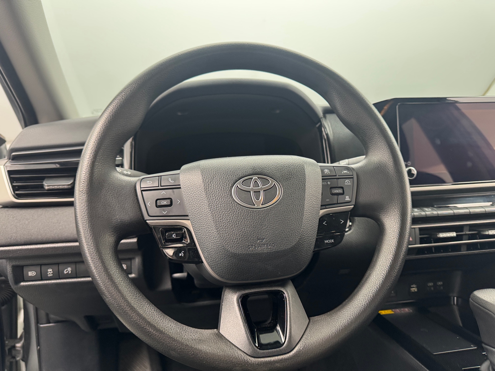 Thumbnail: 2025 Toyota Camry - 5