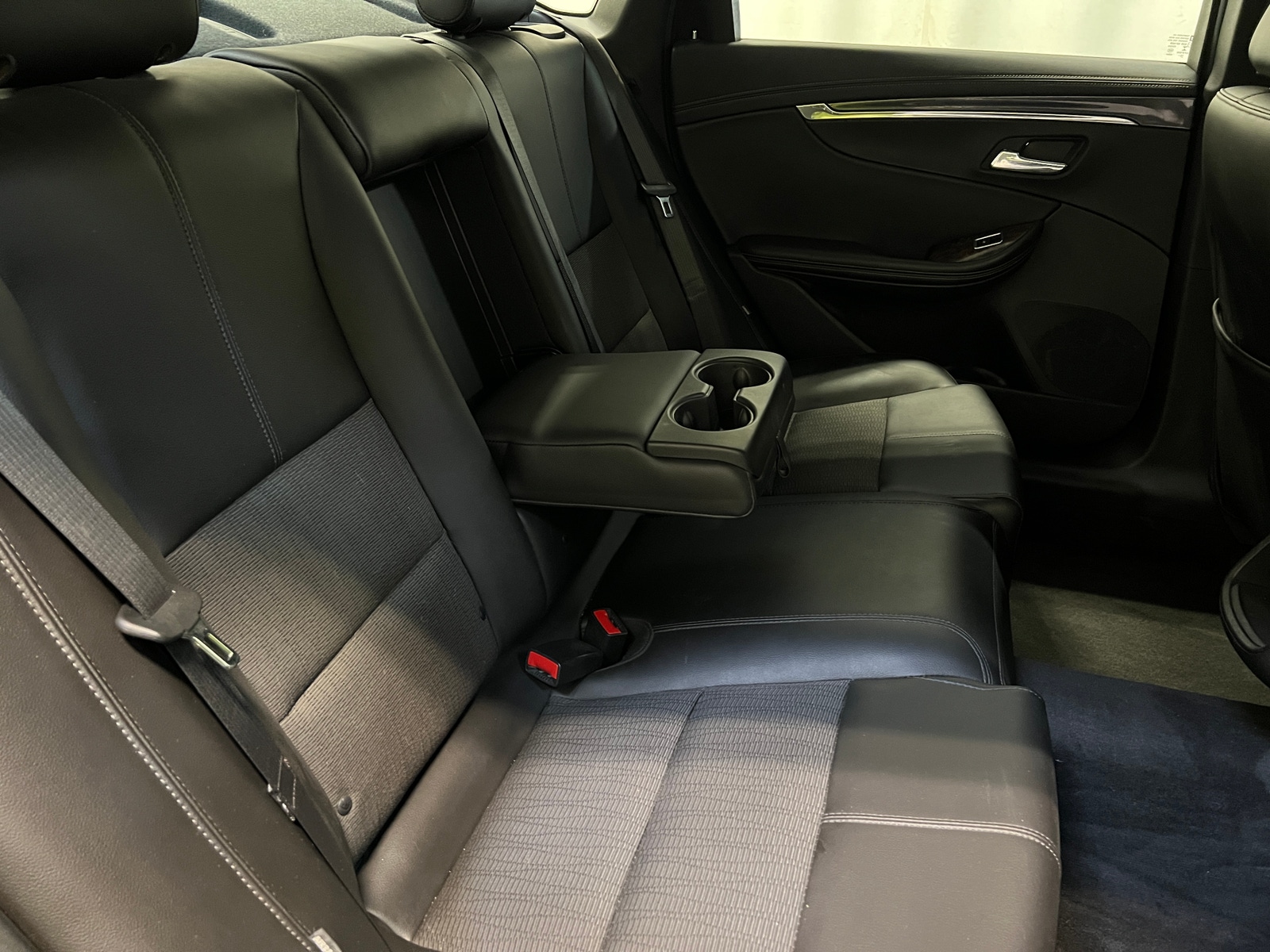 Thumbnail: 2015 Chevrolet Impala - 5