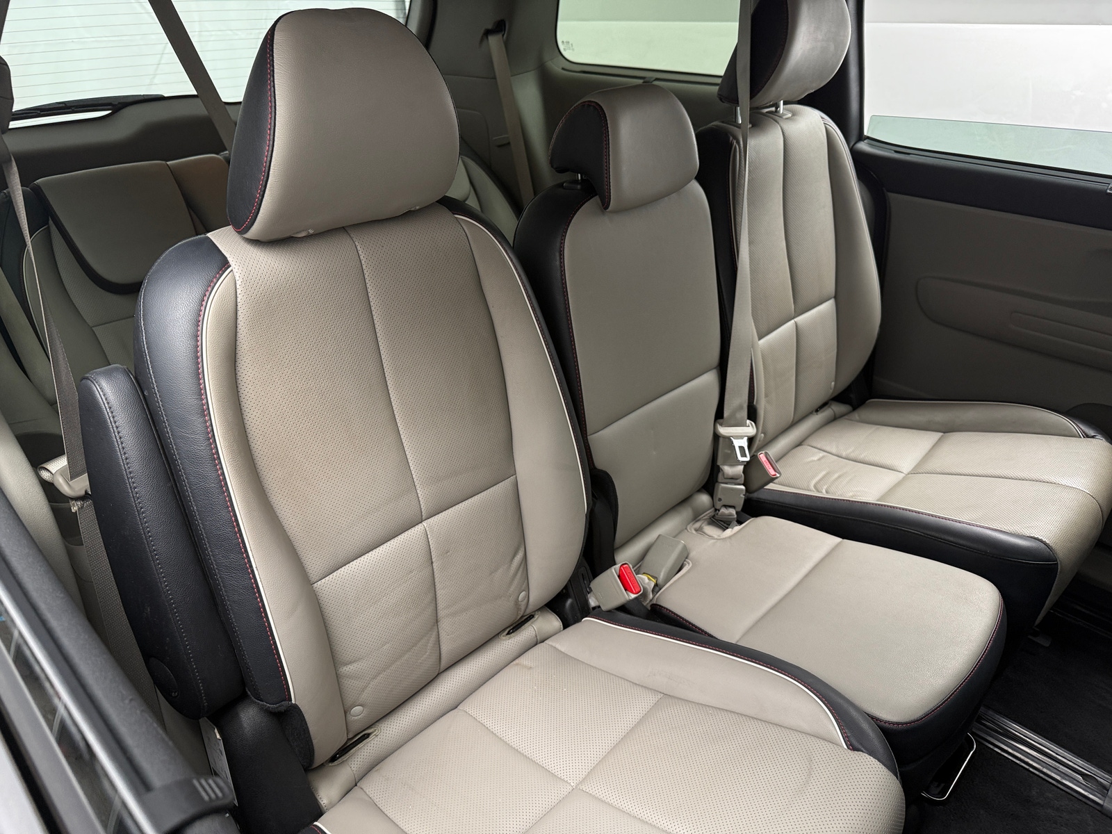 Thumbnail: 2019 Kia Sedona - 5