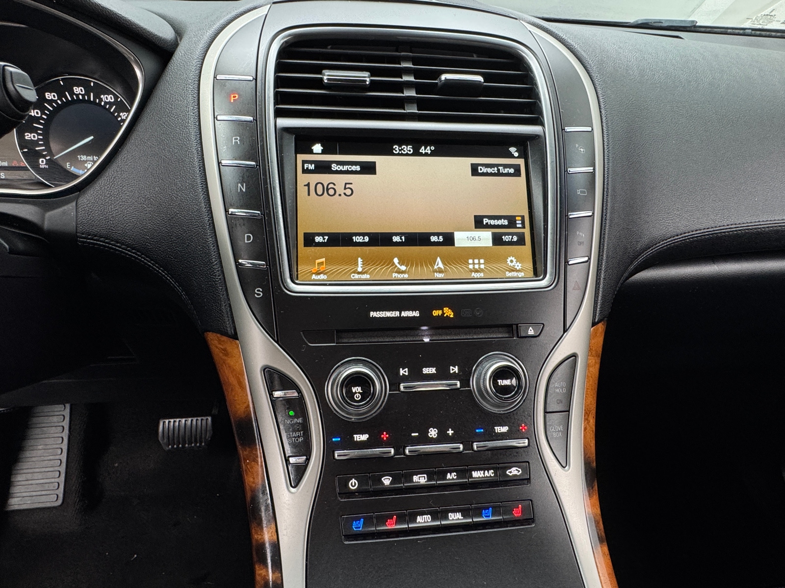 Thumbnail: 2018 Lincoln MKX - 3