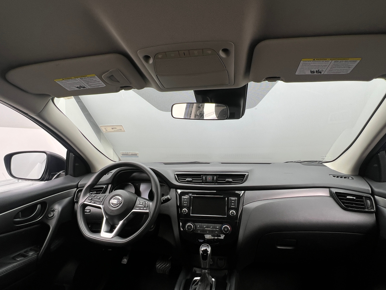 Thumbnail: 2021 Nissan Rogue Sport - 3