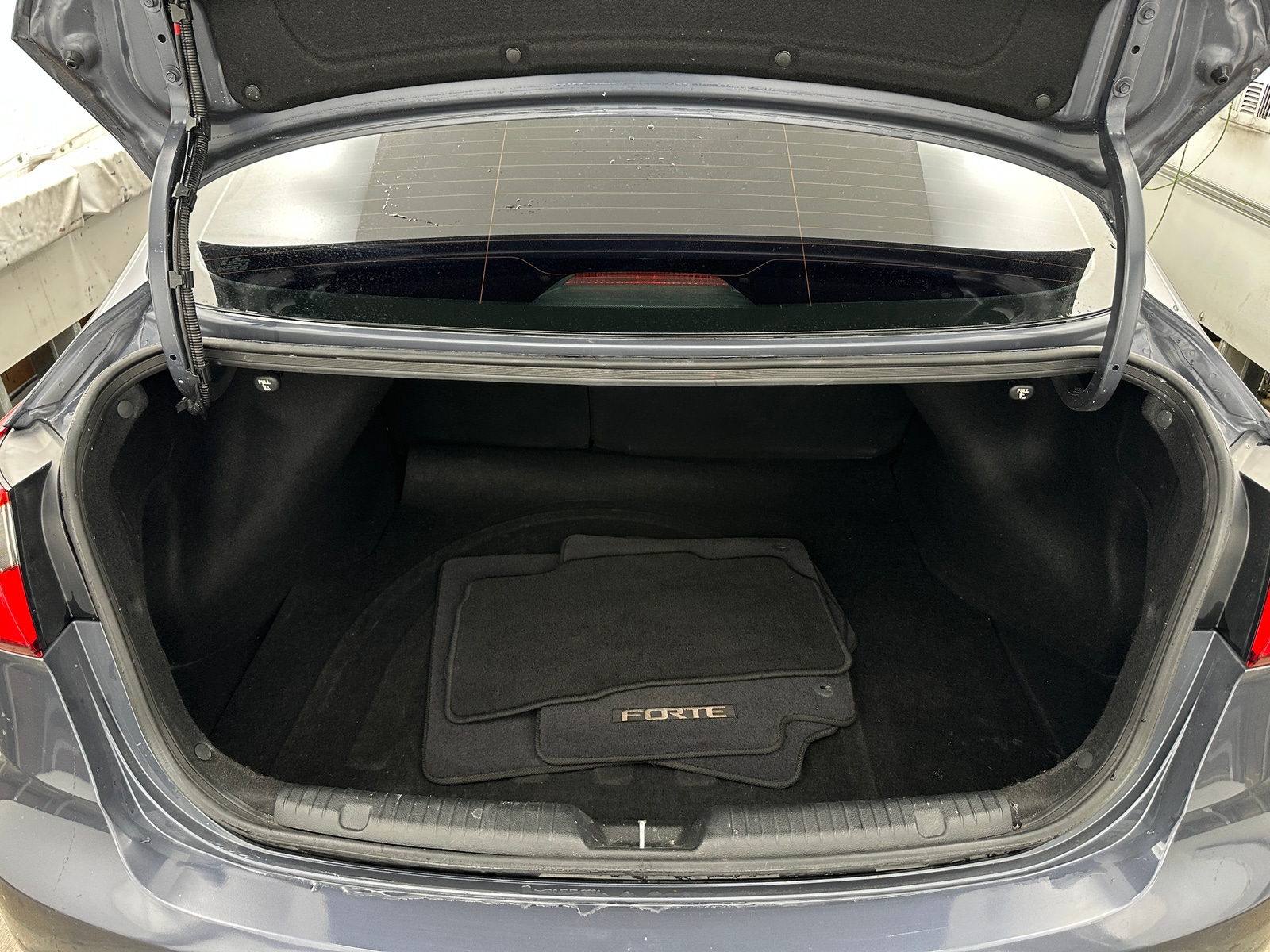 Thumbnail: 2016 Kia Forte - 7