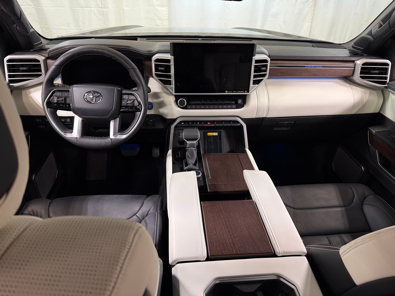 Thumbnail: 2024 Toyota Sequoia - 2