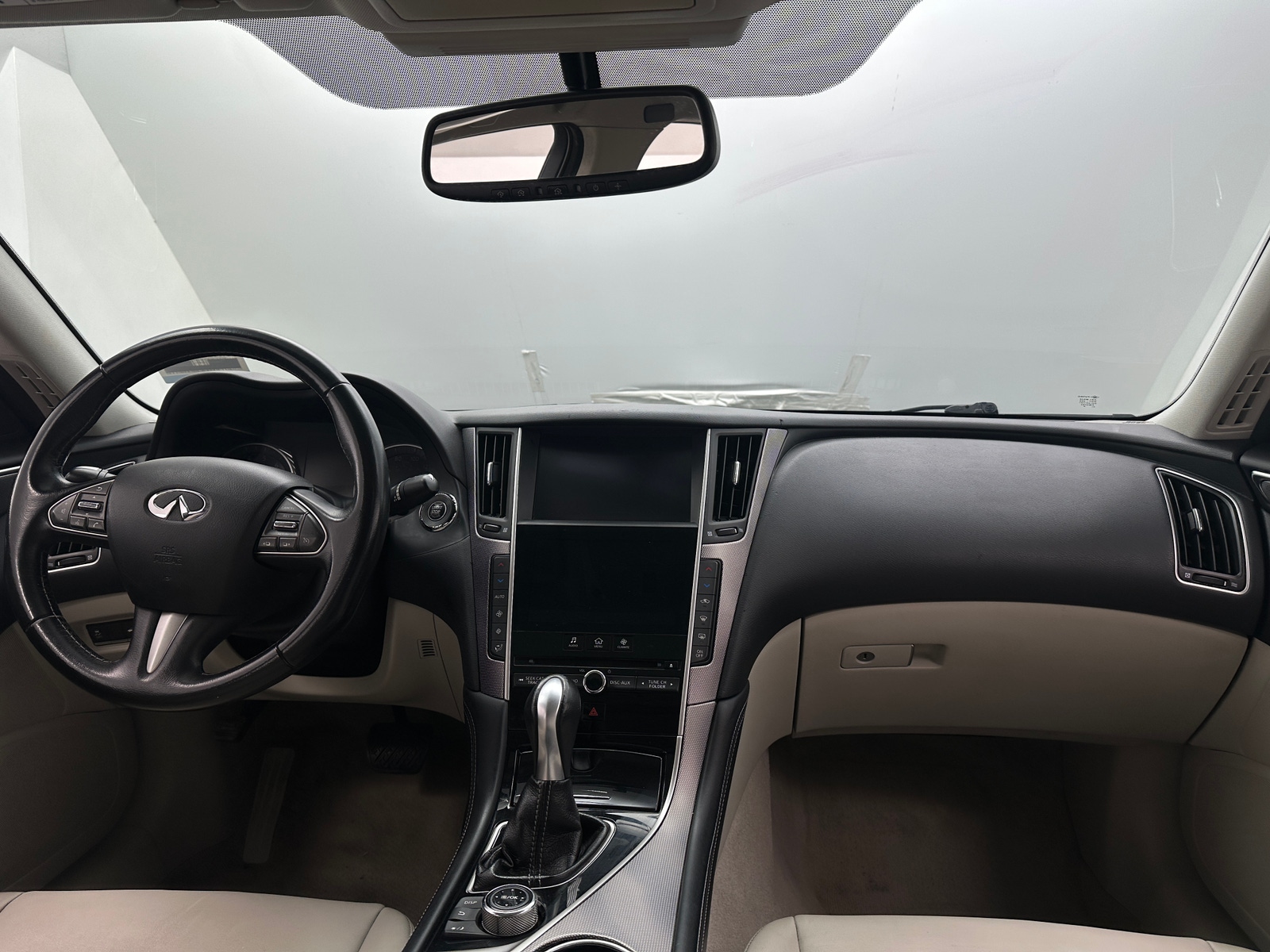 Thumbnail: 2016 INFINITI Q50 - 2