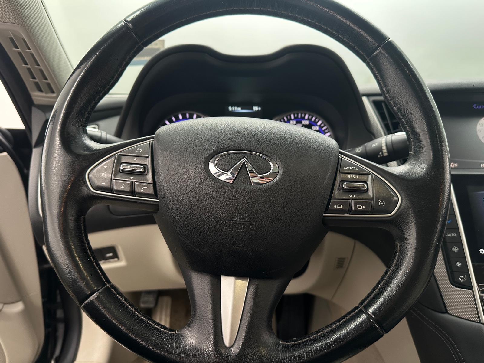 Thumbnail: 2016 INFINITI Q50 - 4