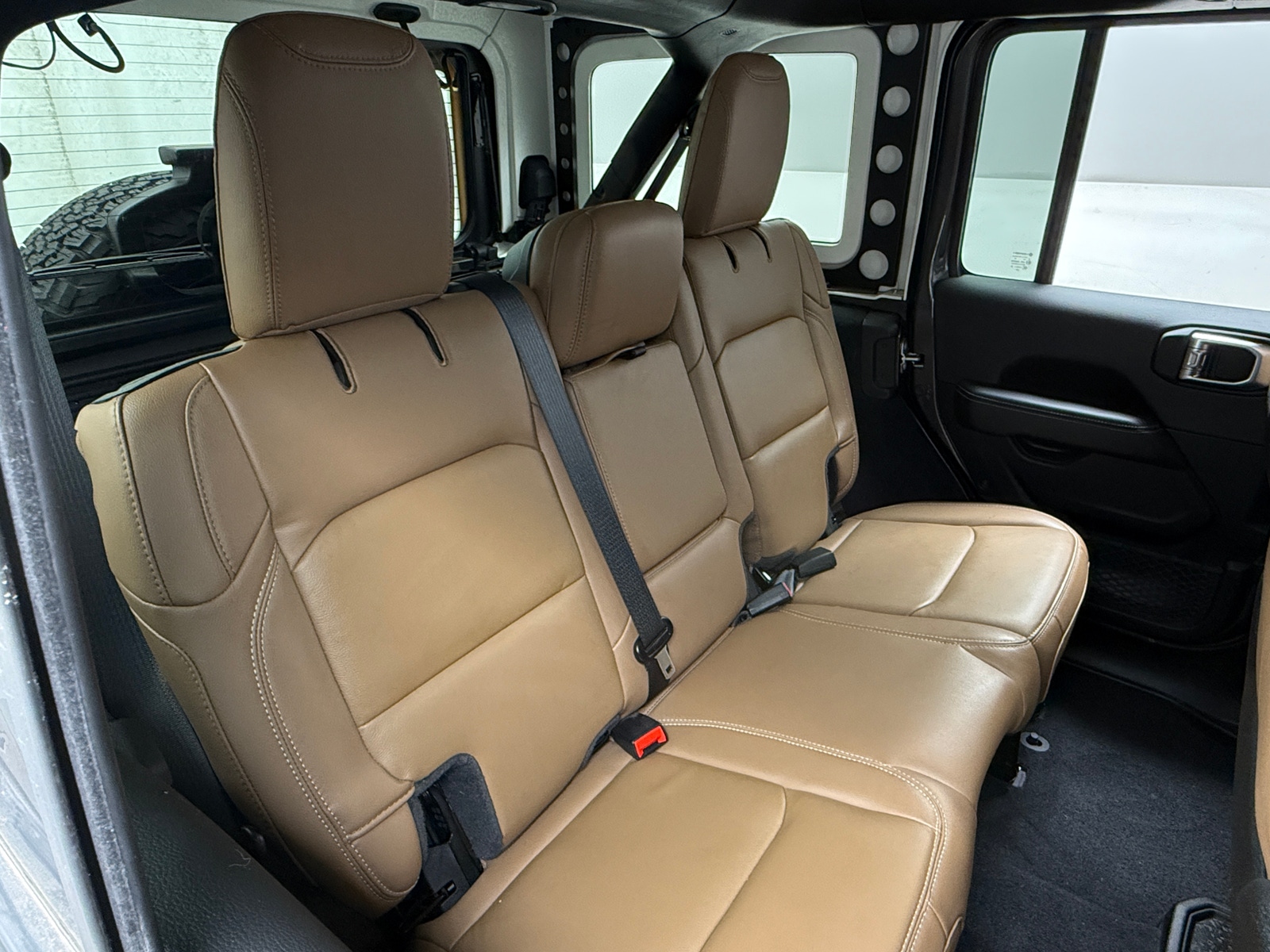 Thumbnail: 2021 Jeep Wrangler - 5