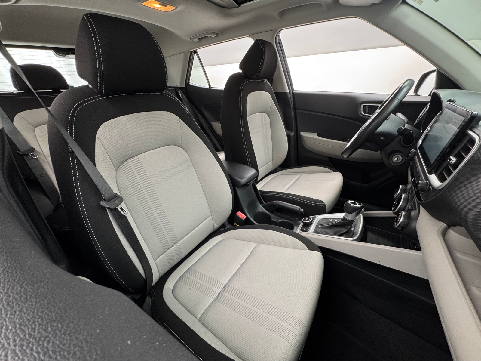 Thumbnail: 2020 Hyundai Venue - 2