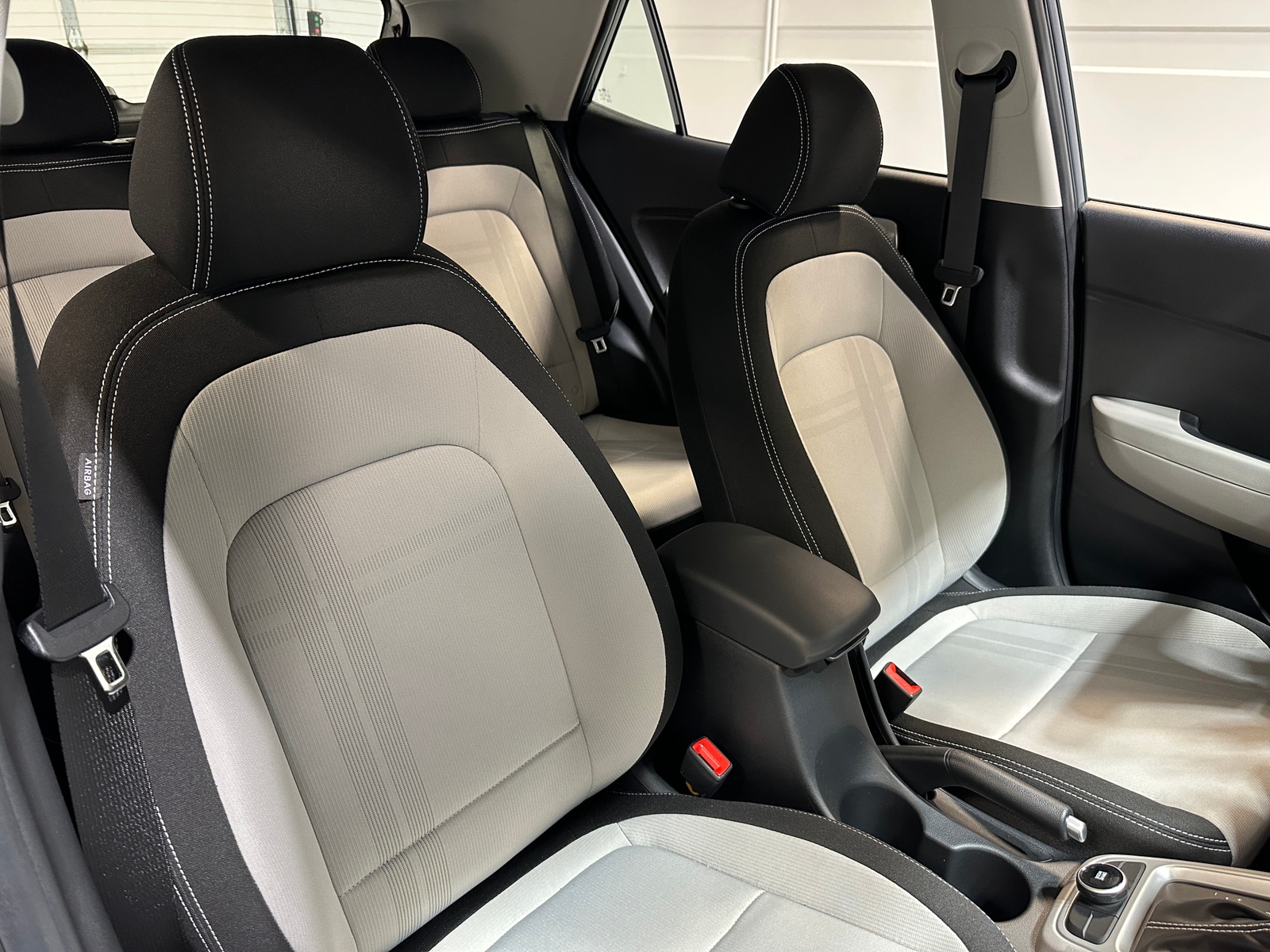 Thumbnail: 2025 Hyundai Venue - 2