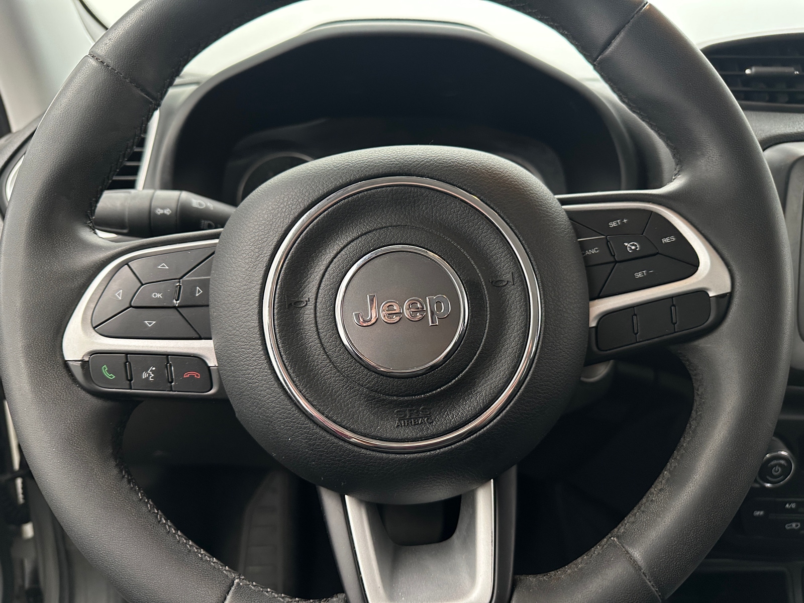 Thumbnail: 2020 Jeep Renegade - 5