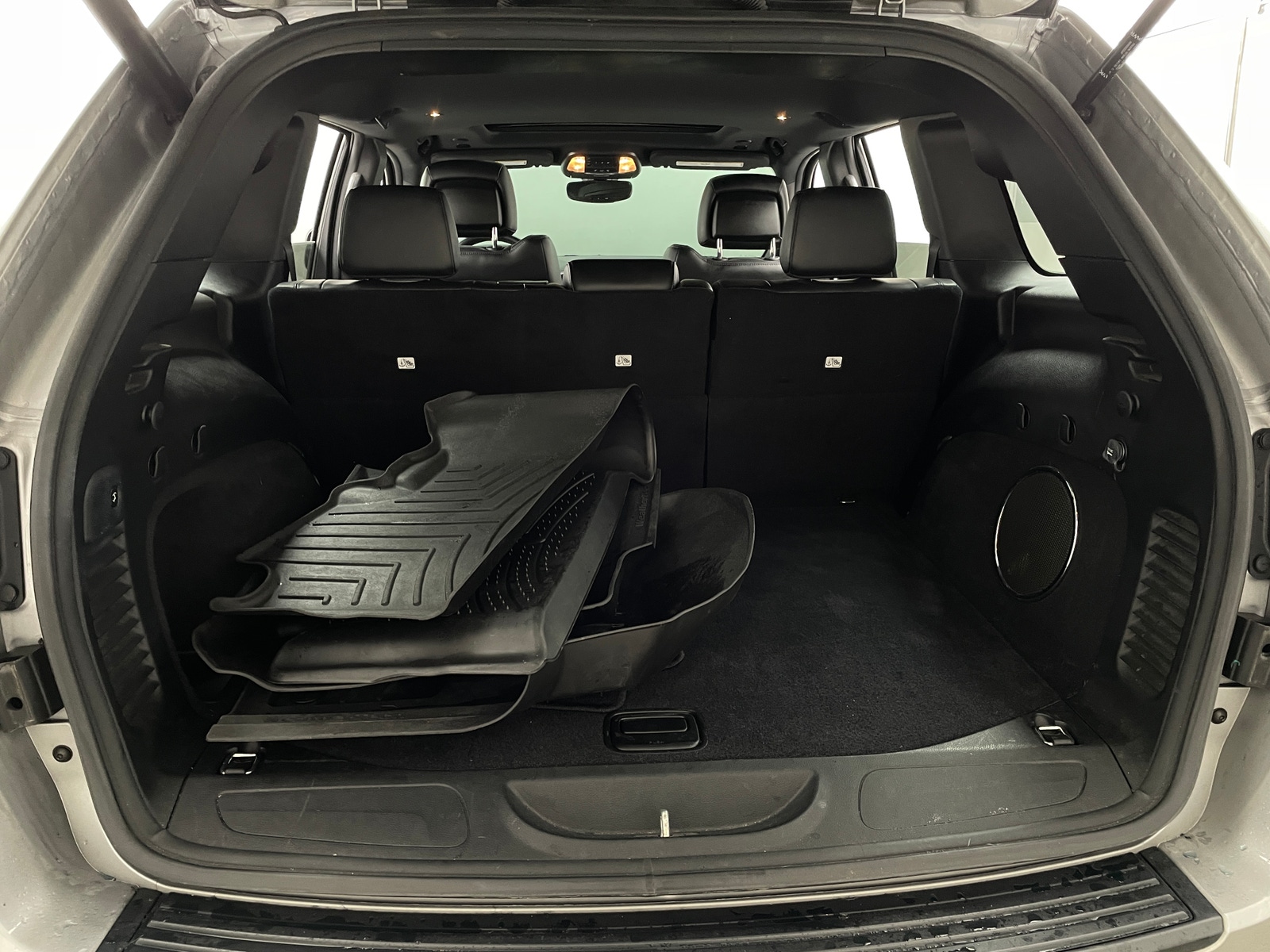 Thumbnail: 2020 Jeep Grand Cherokee - 7