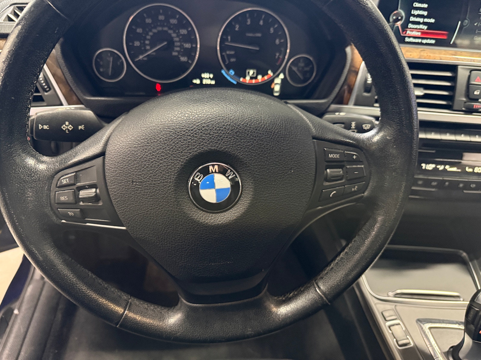 Thumbnail: 2016 BMW 3 Series - 4