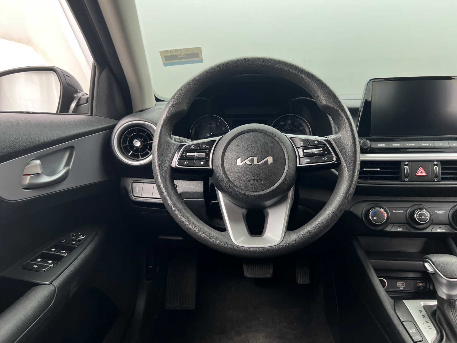 Thumbnail: 2024 Kia Forte - 5