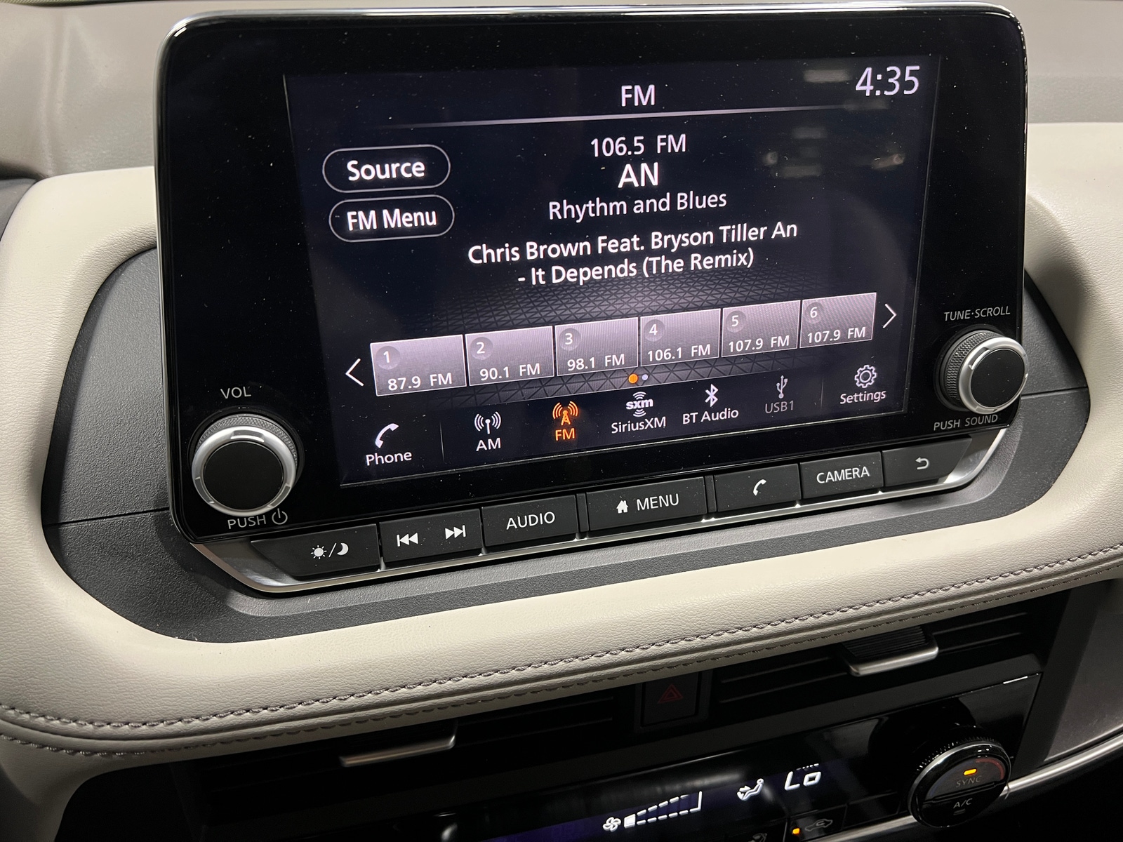 Thumbnail: 2023 Nissan Rogue - 4