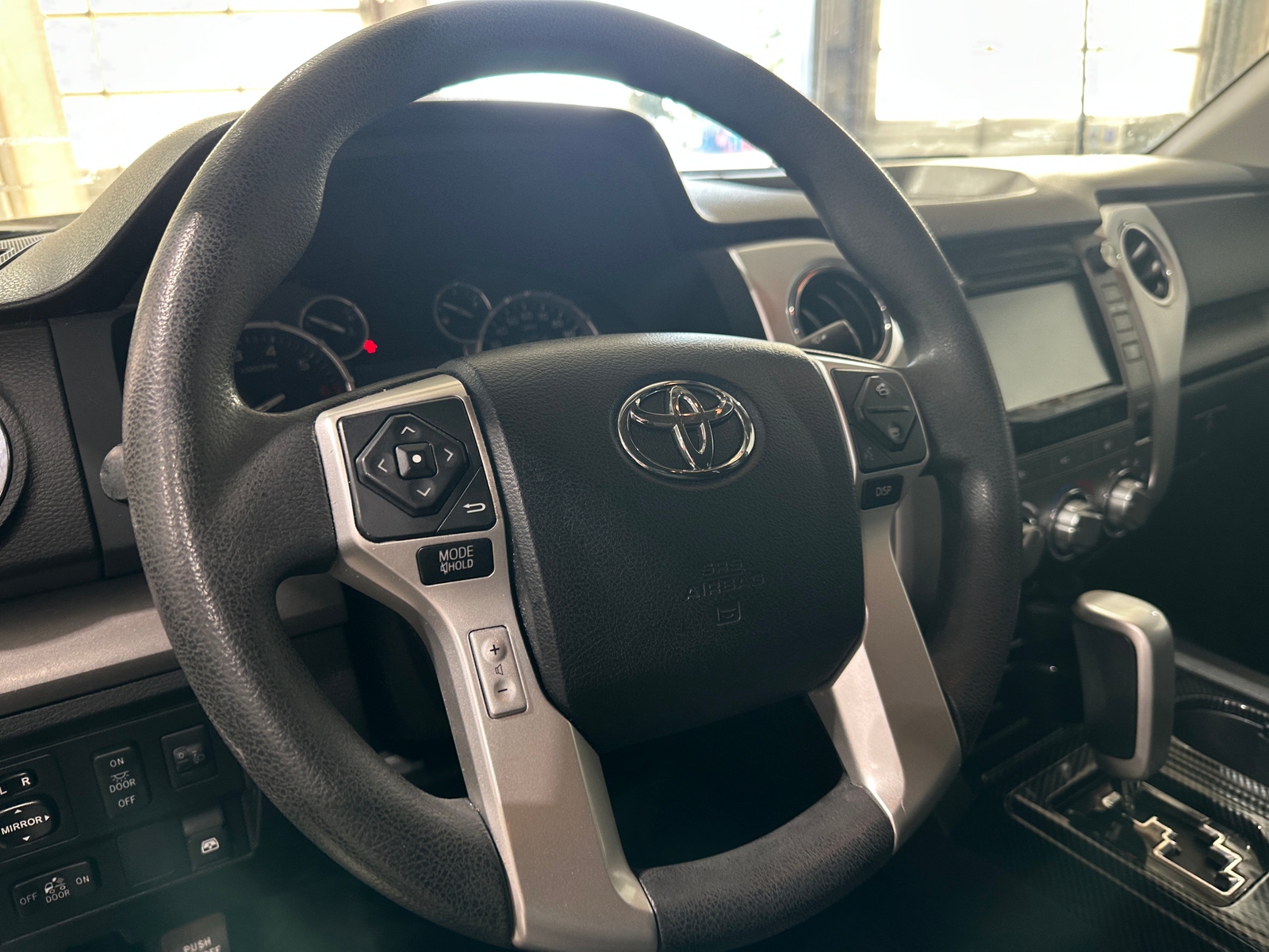 Thumbnail: 2016 Toyota Tundra - 5