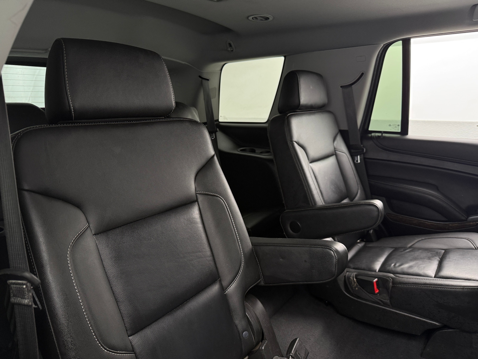 Thumbnail: 2019 Chevrolet Tahoe - 5