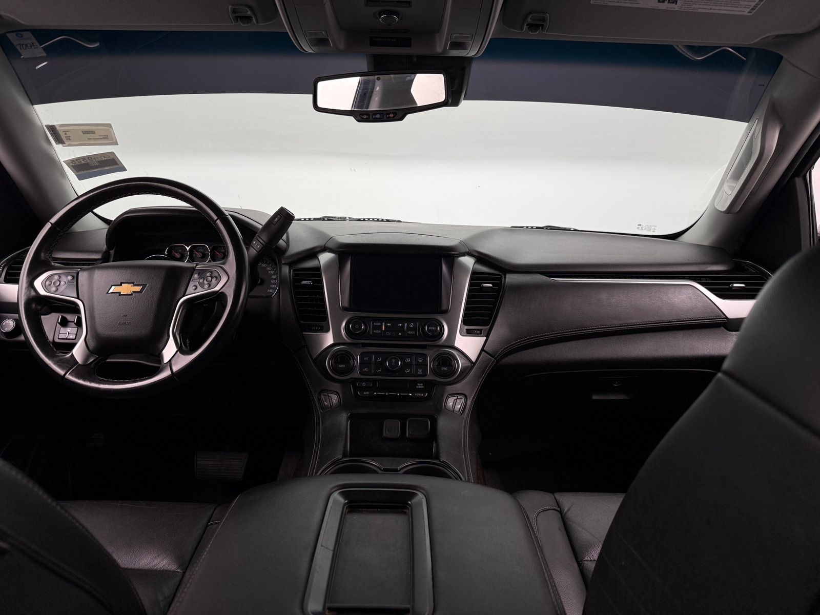 Thumbnail: 2019 Chevrolet Tahoe - 2