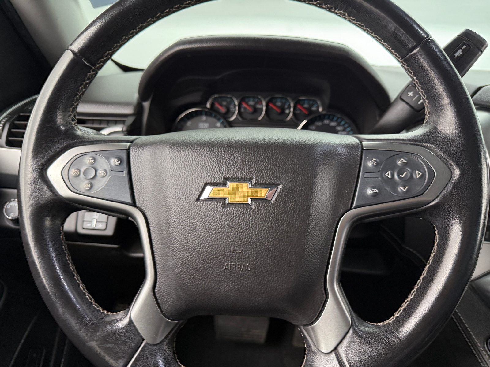 Thumbnail: 2019 Chevrolet Tahoe - 4