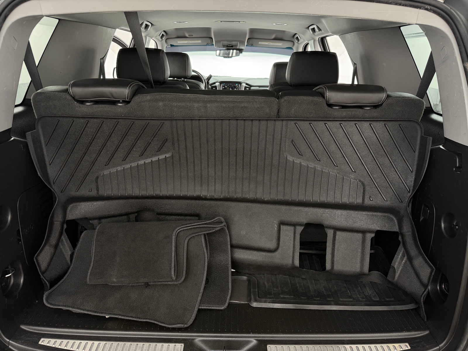 Thumbnail: 2019 Chevrolet Tahoe - 6