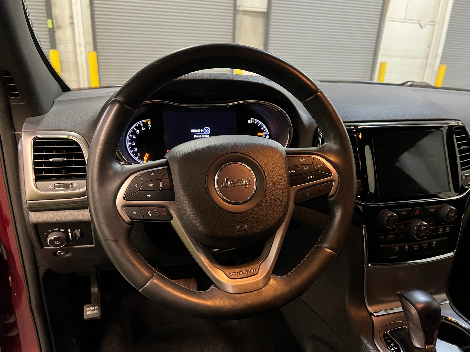 Thumbnail: 2020 Jeep Grand Cherokee - 4