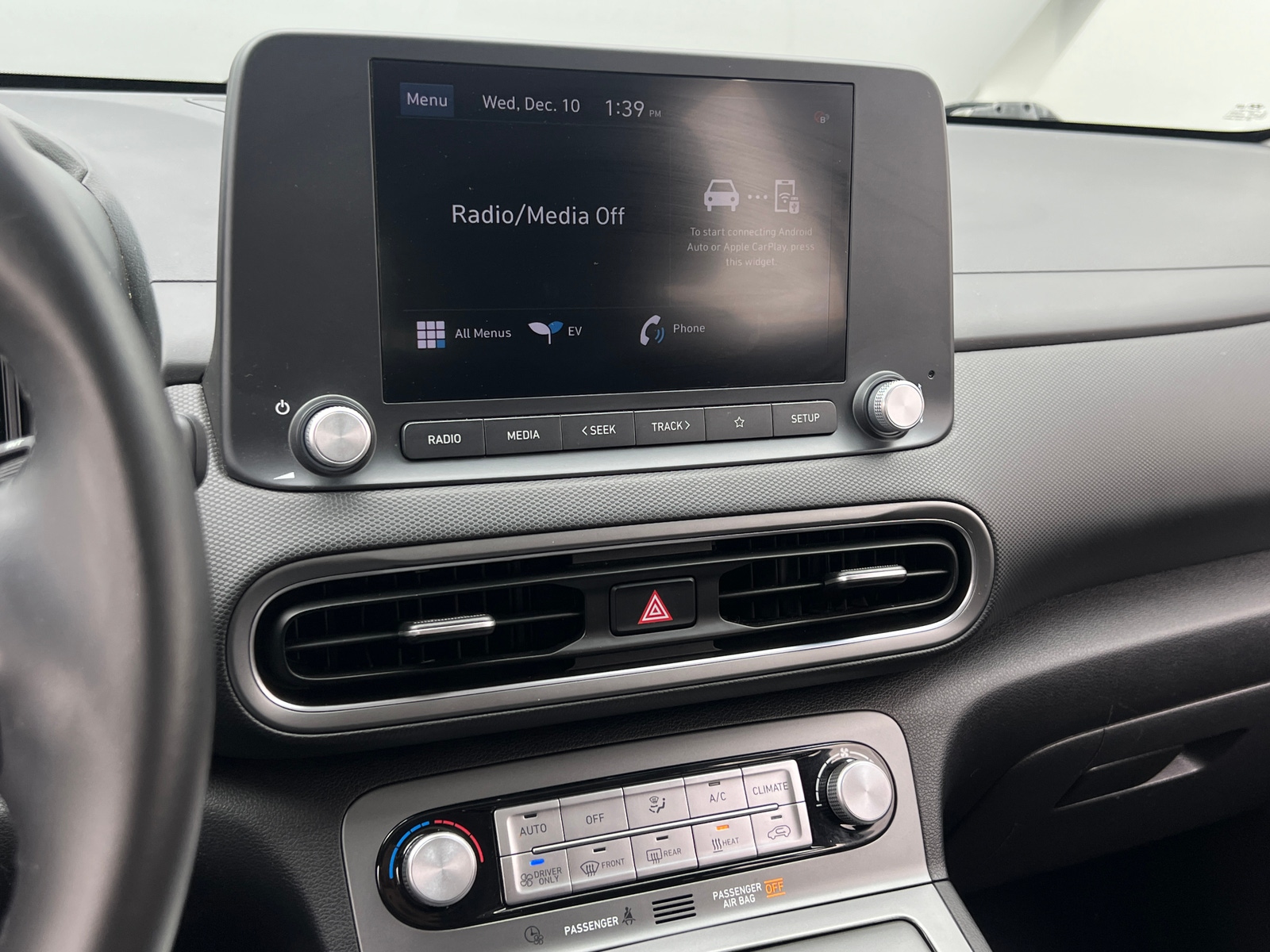 Thumbnail: 2022 Hyundai Kona - 4