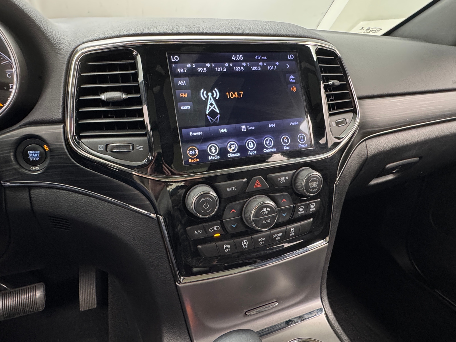 Thumbnail: 2019 Jeep Grand Cherokee - 3