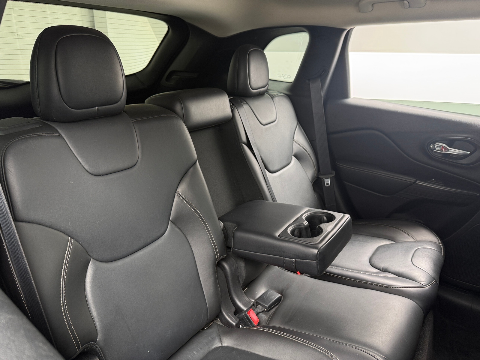 Thumbnail: 2015 Jeep Cherokee - 5